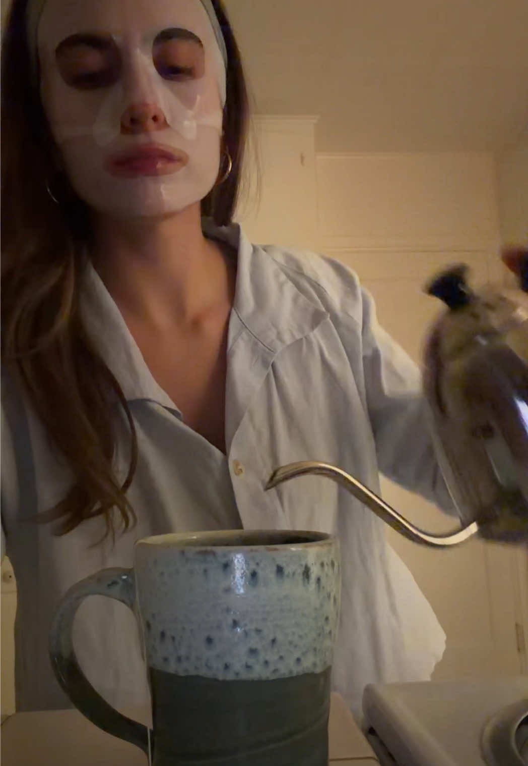 @Ava