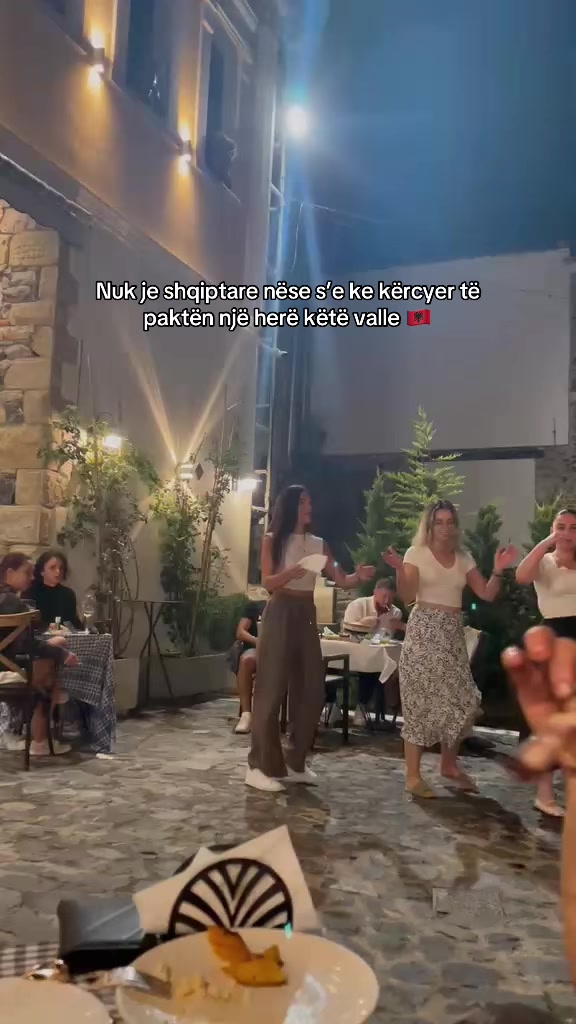 @xheni🥰