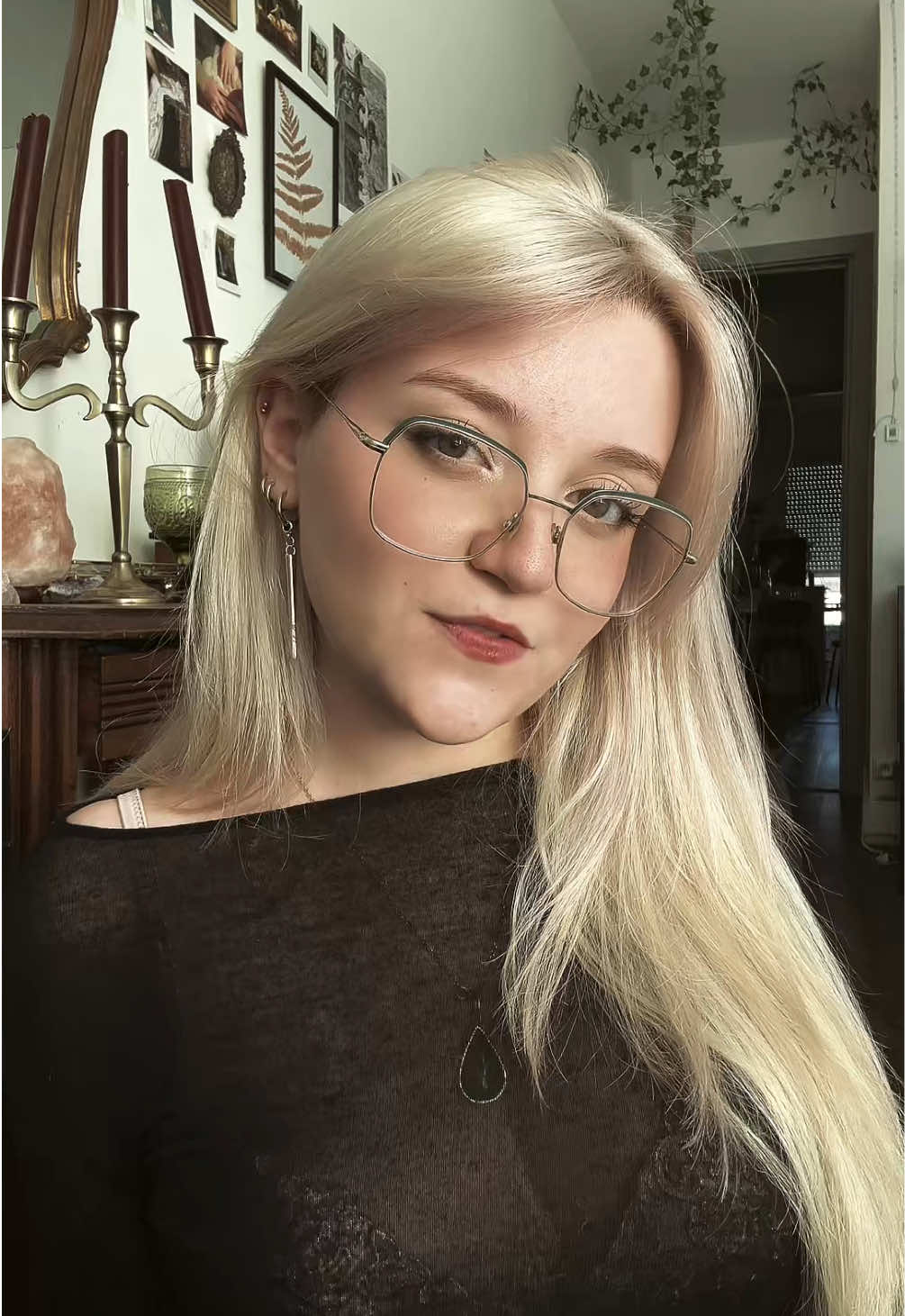 @𝔐arilyne