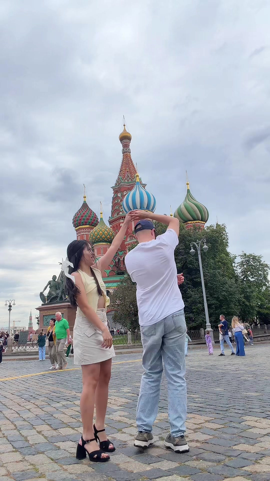 @Chola in Russia on IG🇵🇭🇷🇺