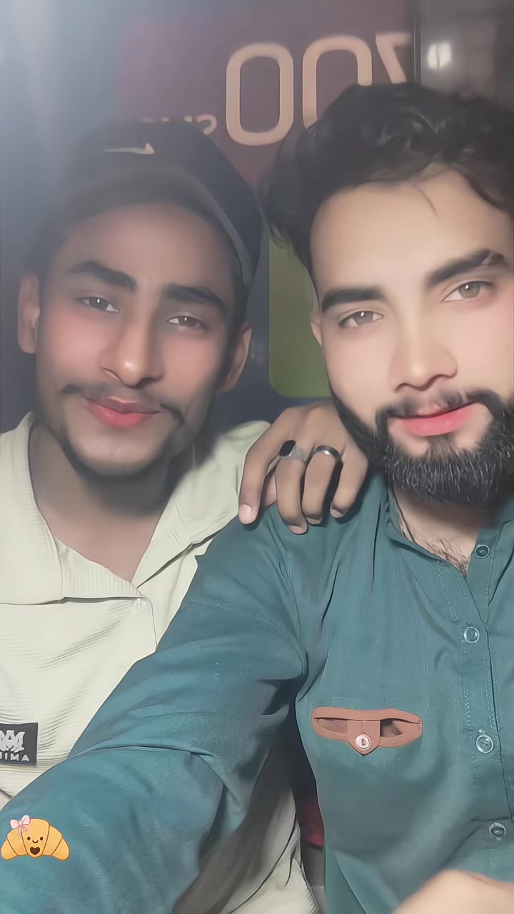 @MĆŚ_đđđđđ đźđŤ´đť