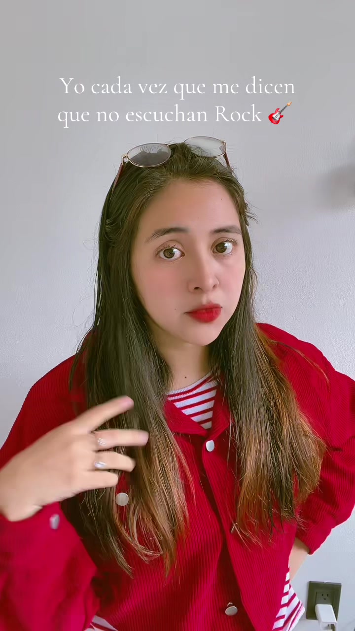 @Daniela✨