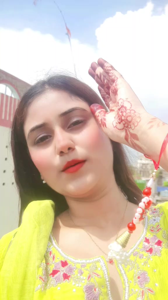 @❤Chandani sarraf❤
