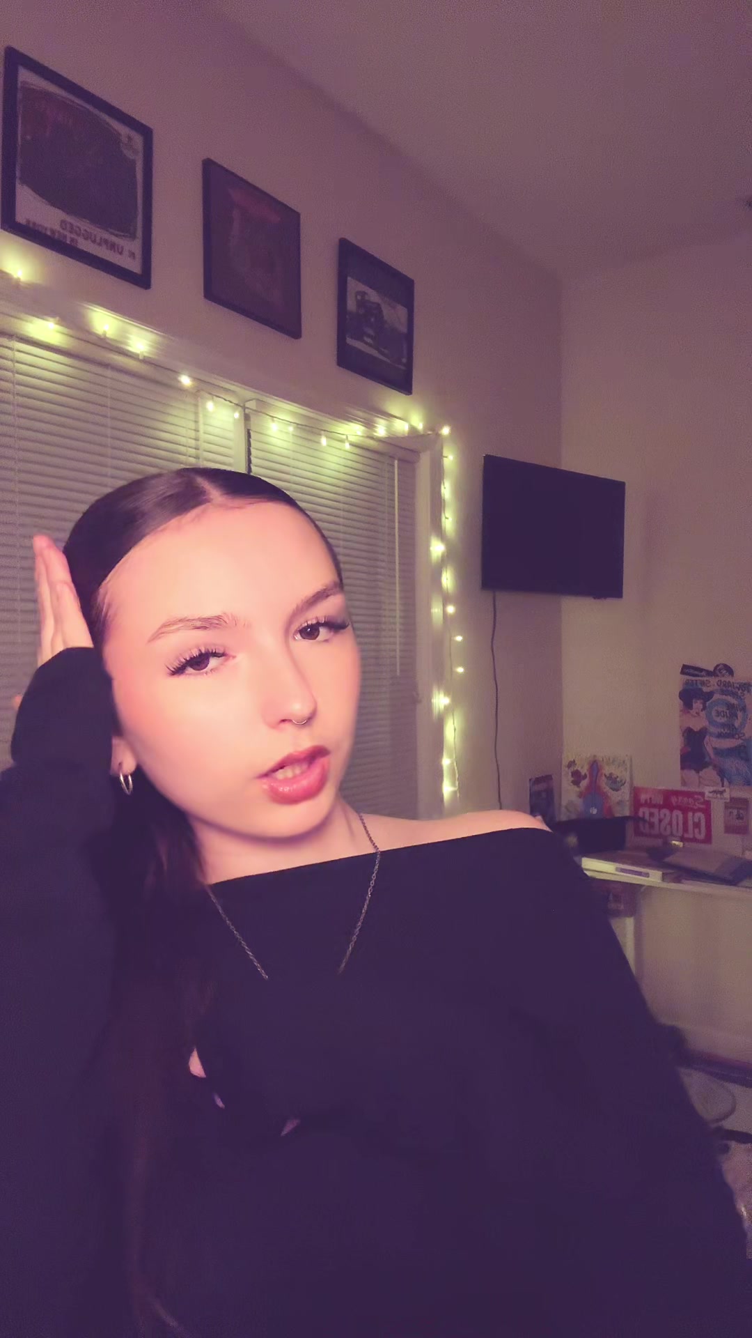@Ella