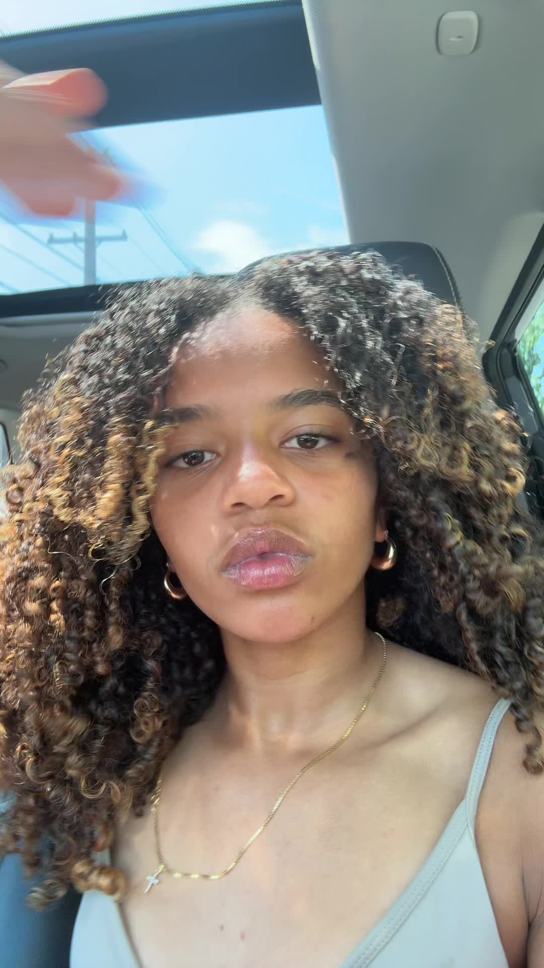 @Yanii