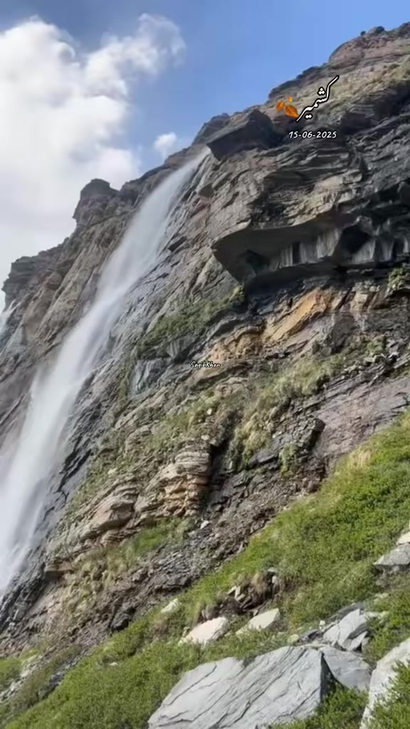 @ثاقب خان 🍂🕊️