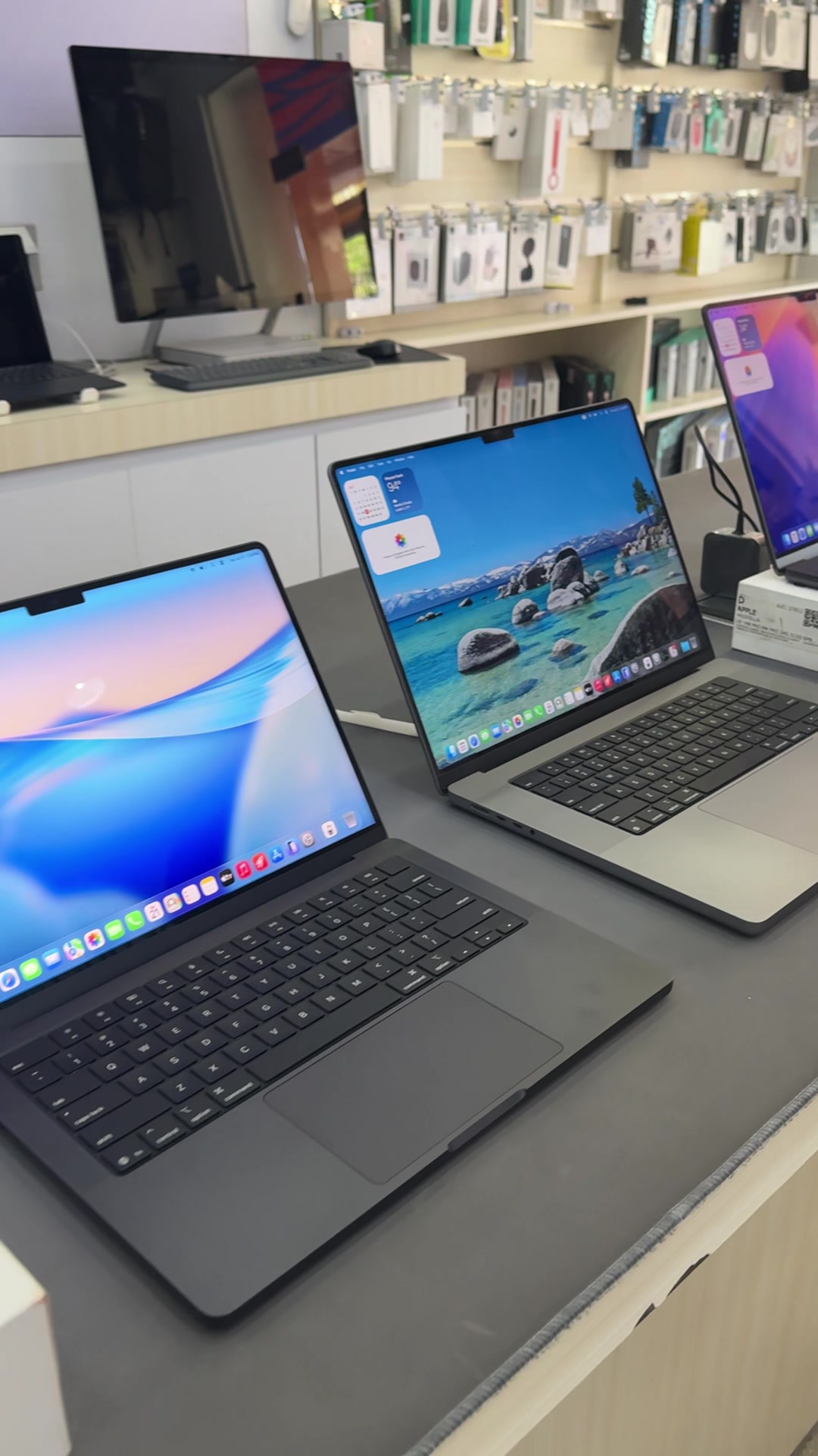 @Beckie Deal Computer បេកគីឌៀល