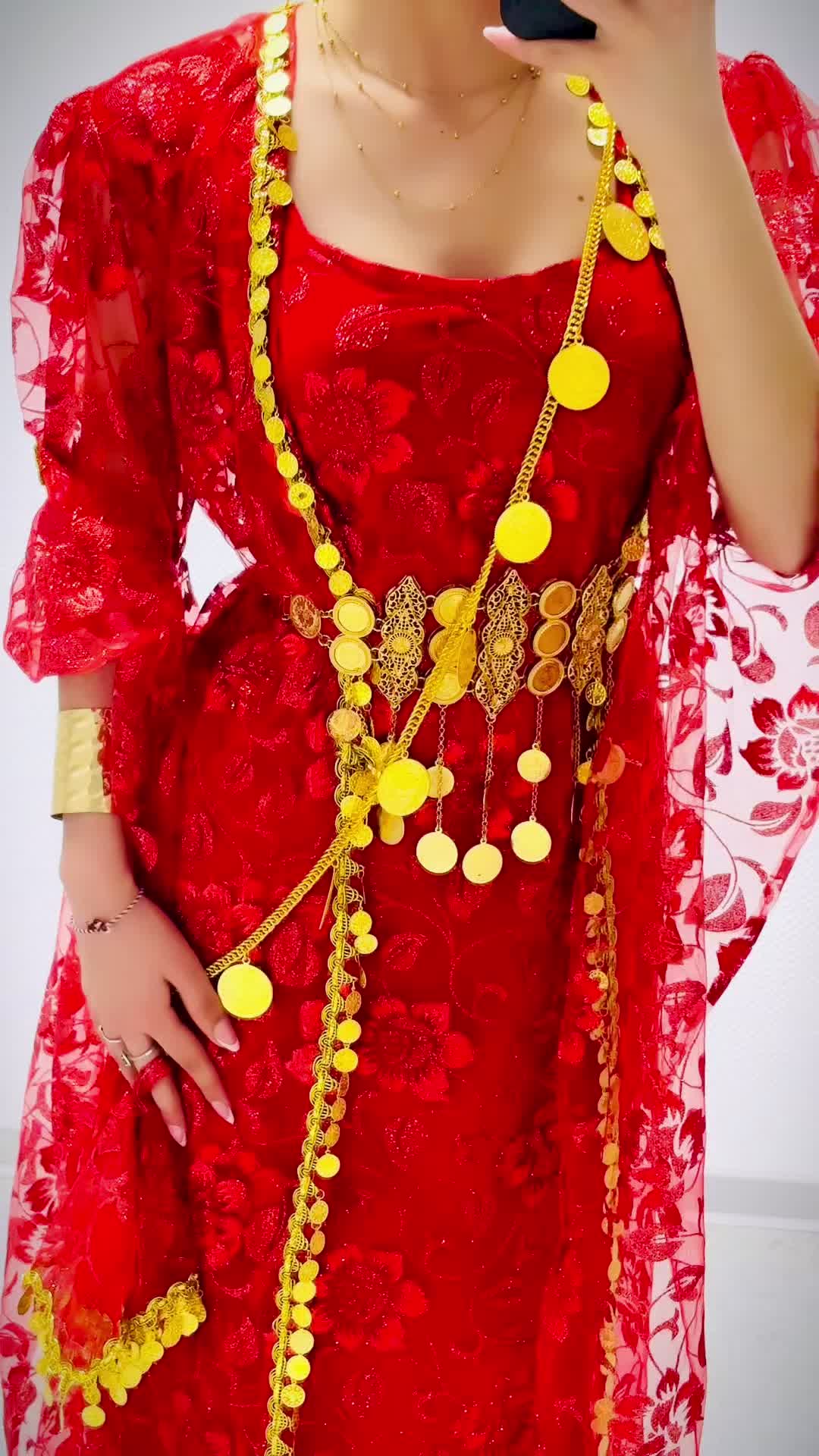 @Ayosh_Couture