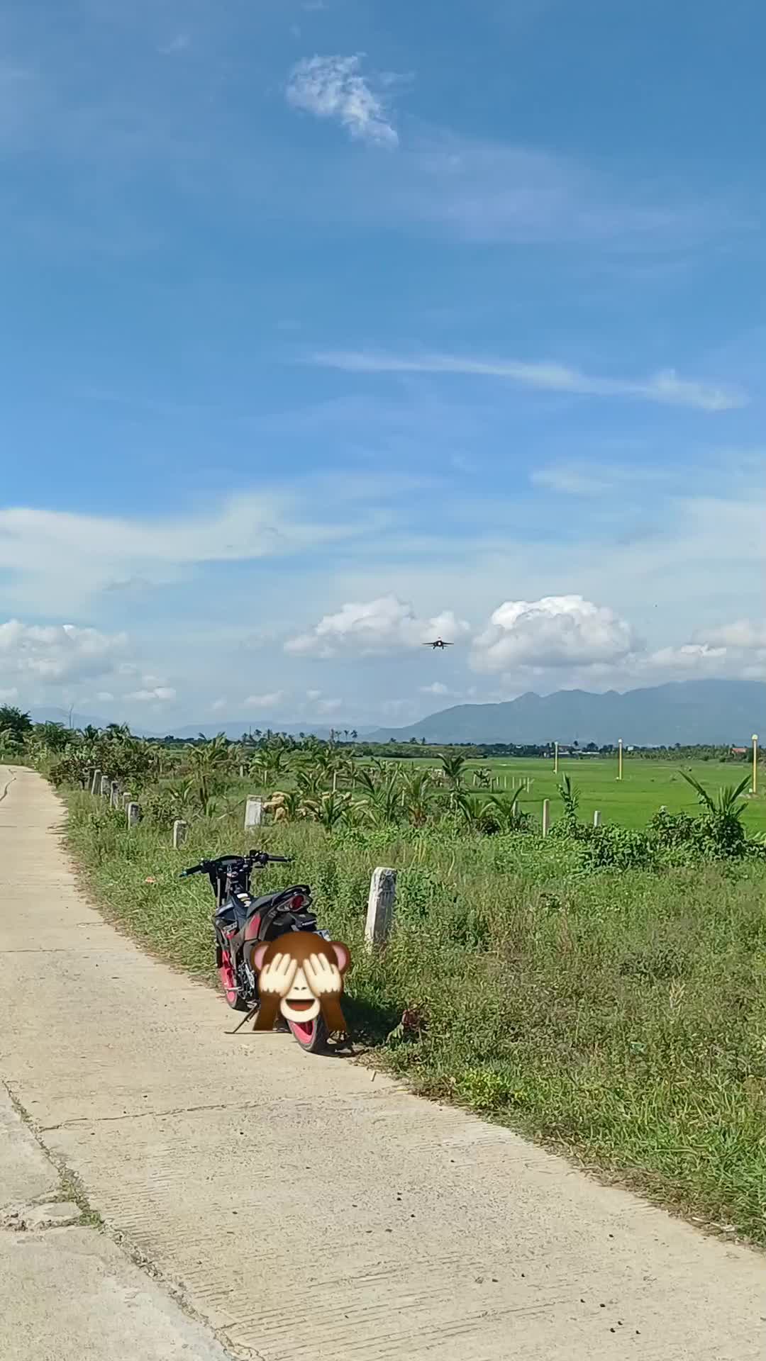@Hoàng Hưng ✈️