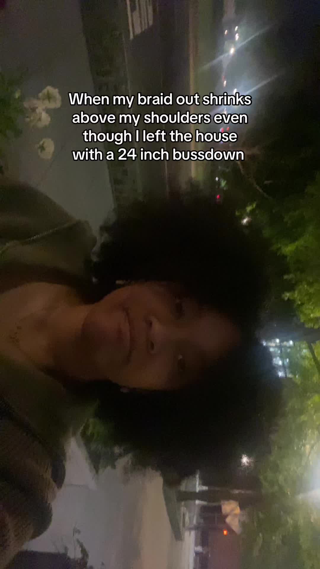 @_chloethecurator_
