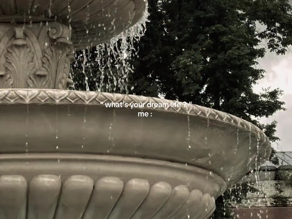 @𝒞