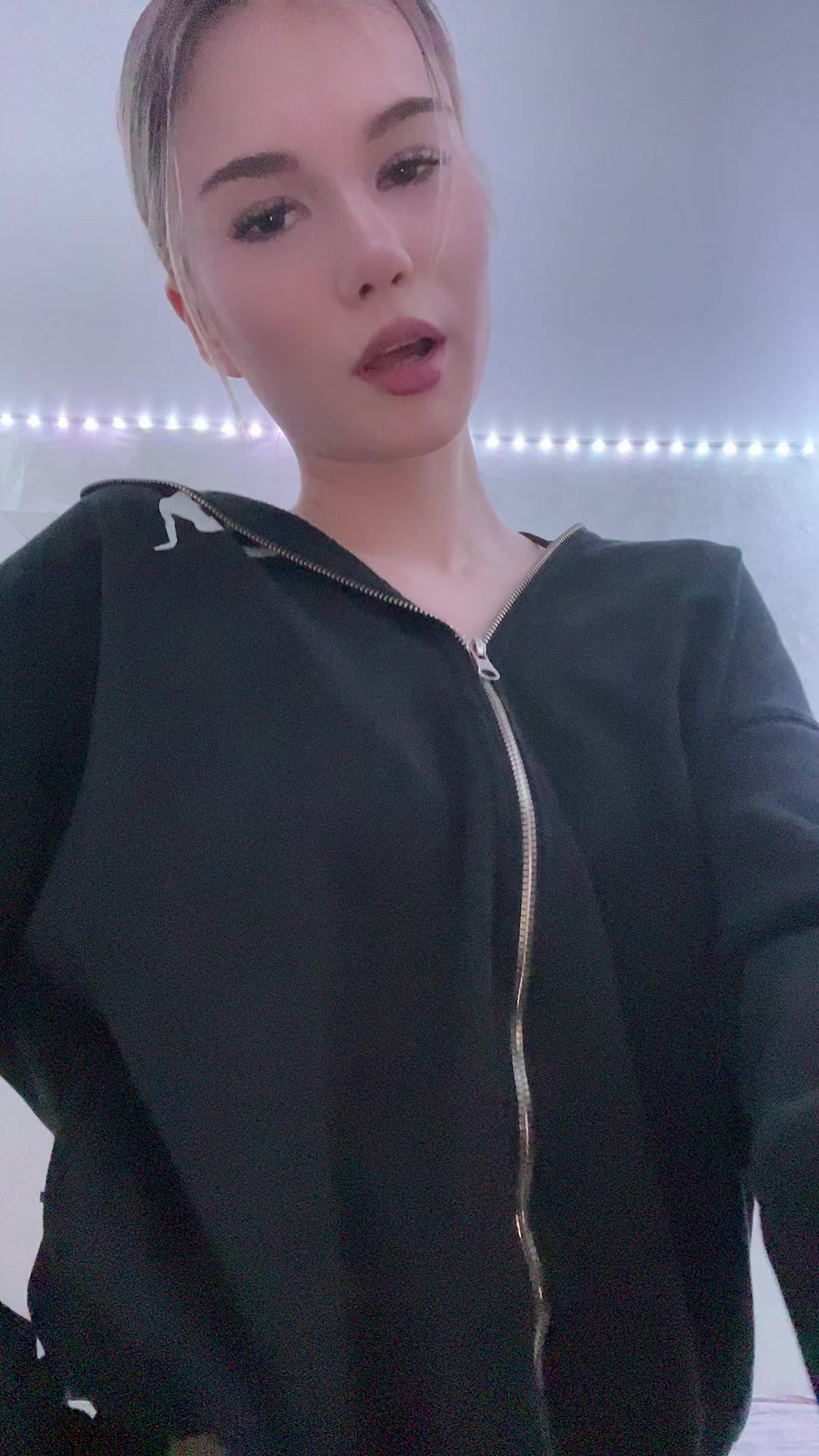 @Im_elya_im