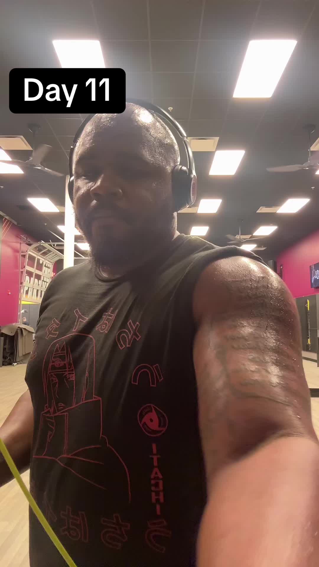 @T_Hughes022