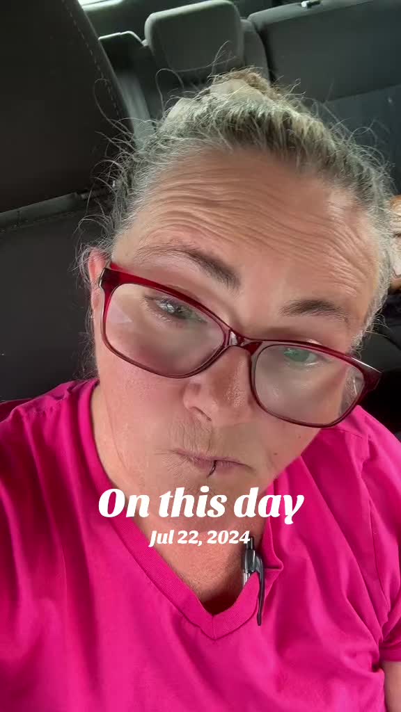 @hookedinloop🥓