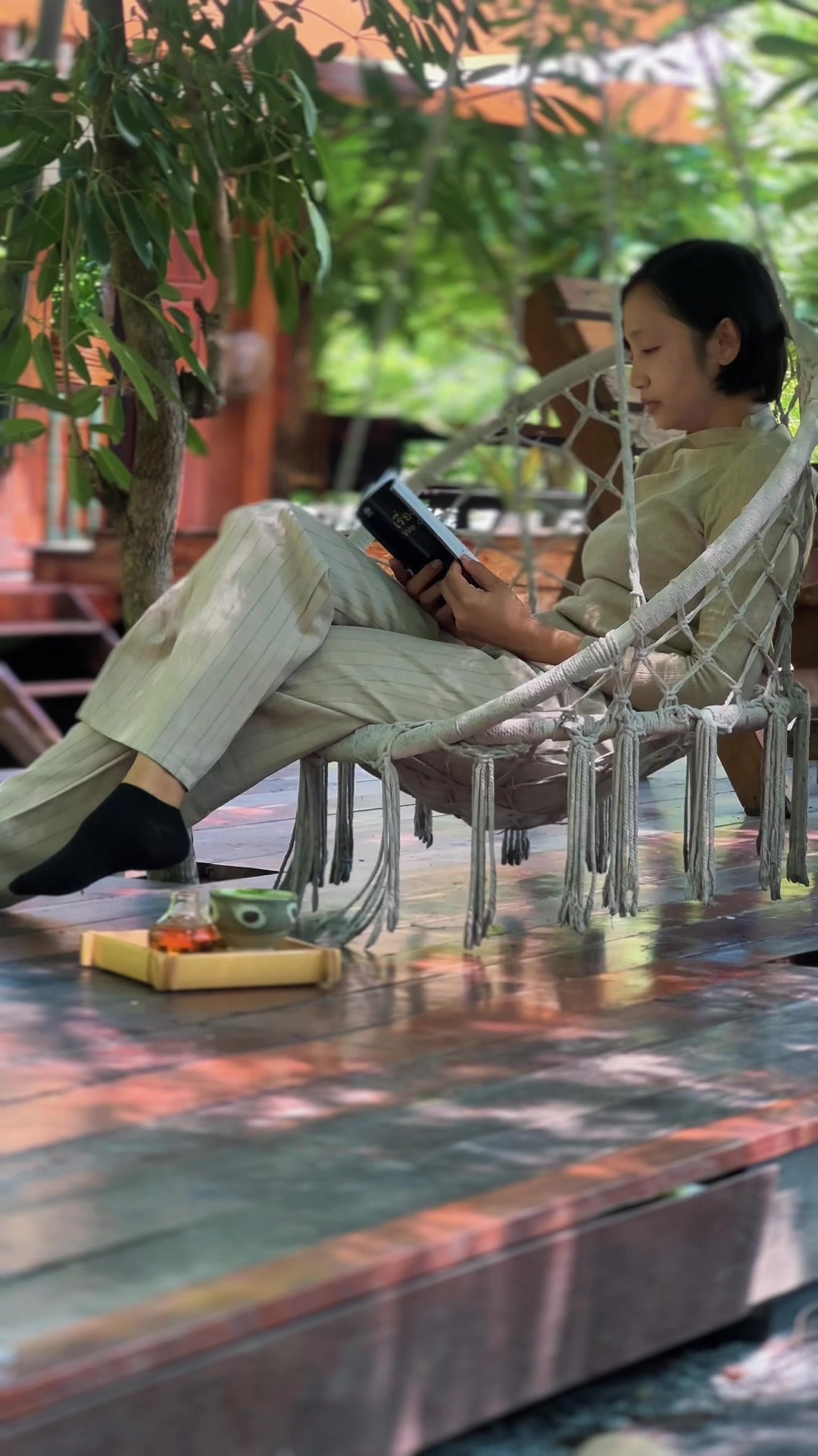 @เอื่อย คาเฟ่