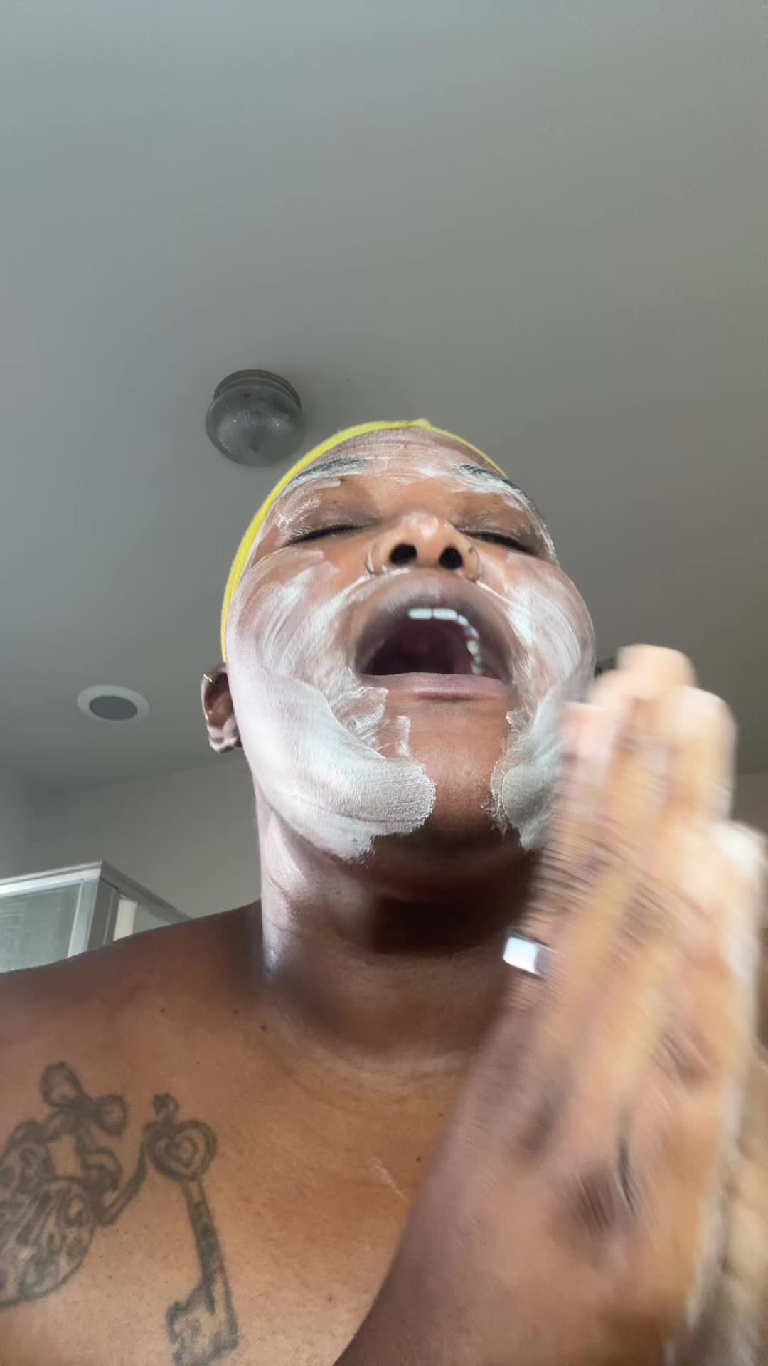 @wherebebe