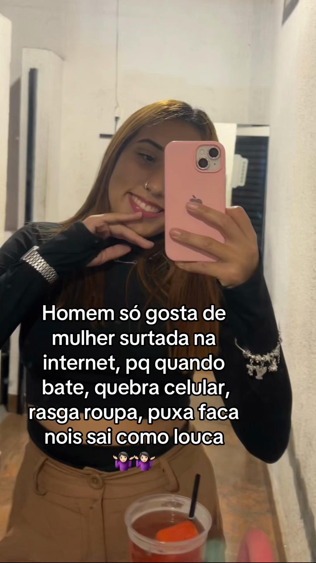 @vitória