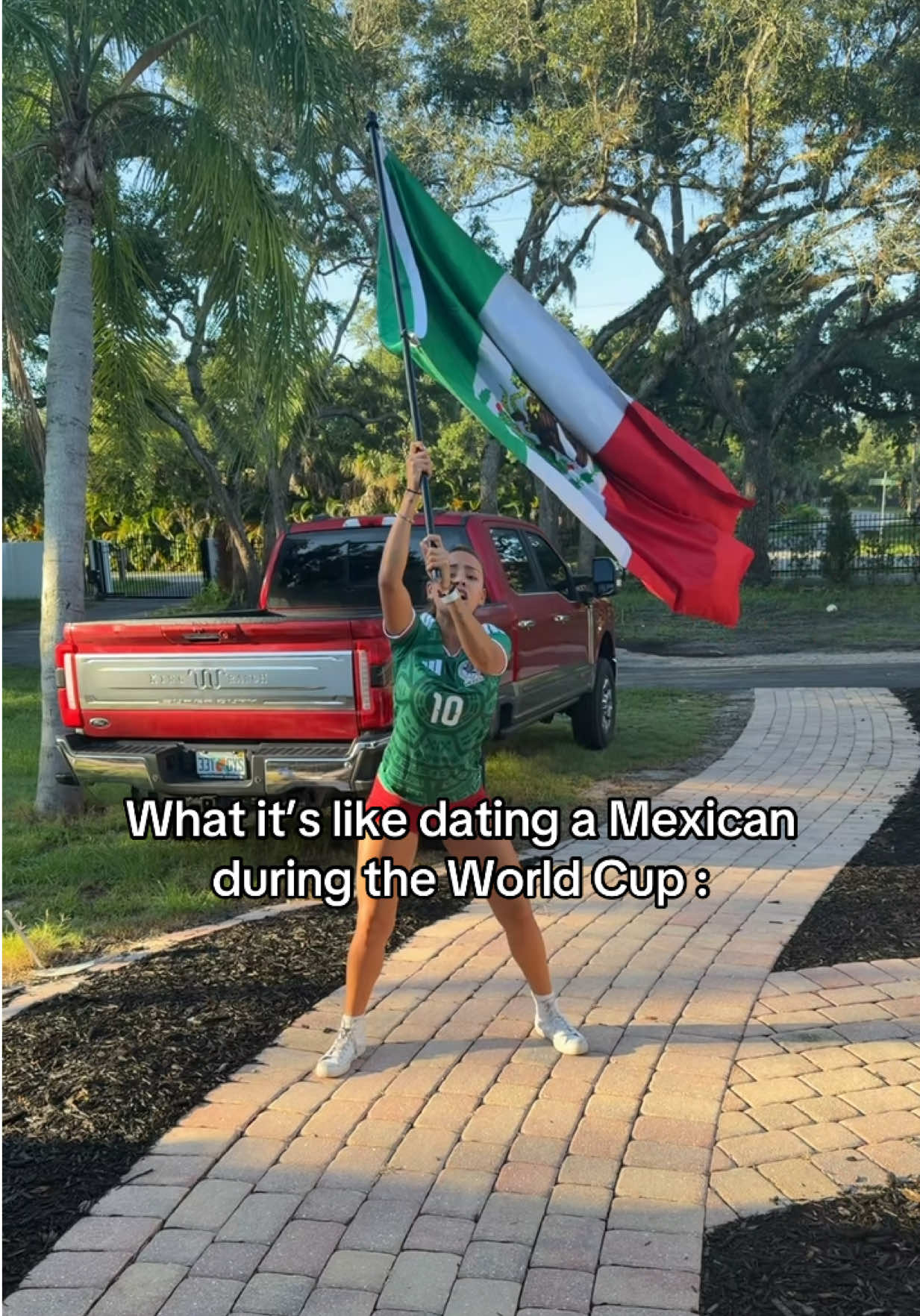 @Notximenasaenz