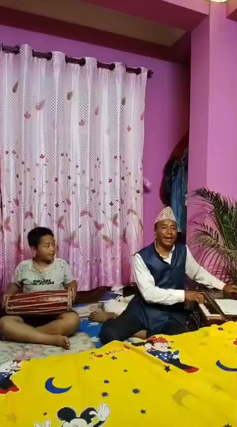 @भक्तलाल श्रेष्ठ