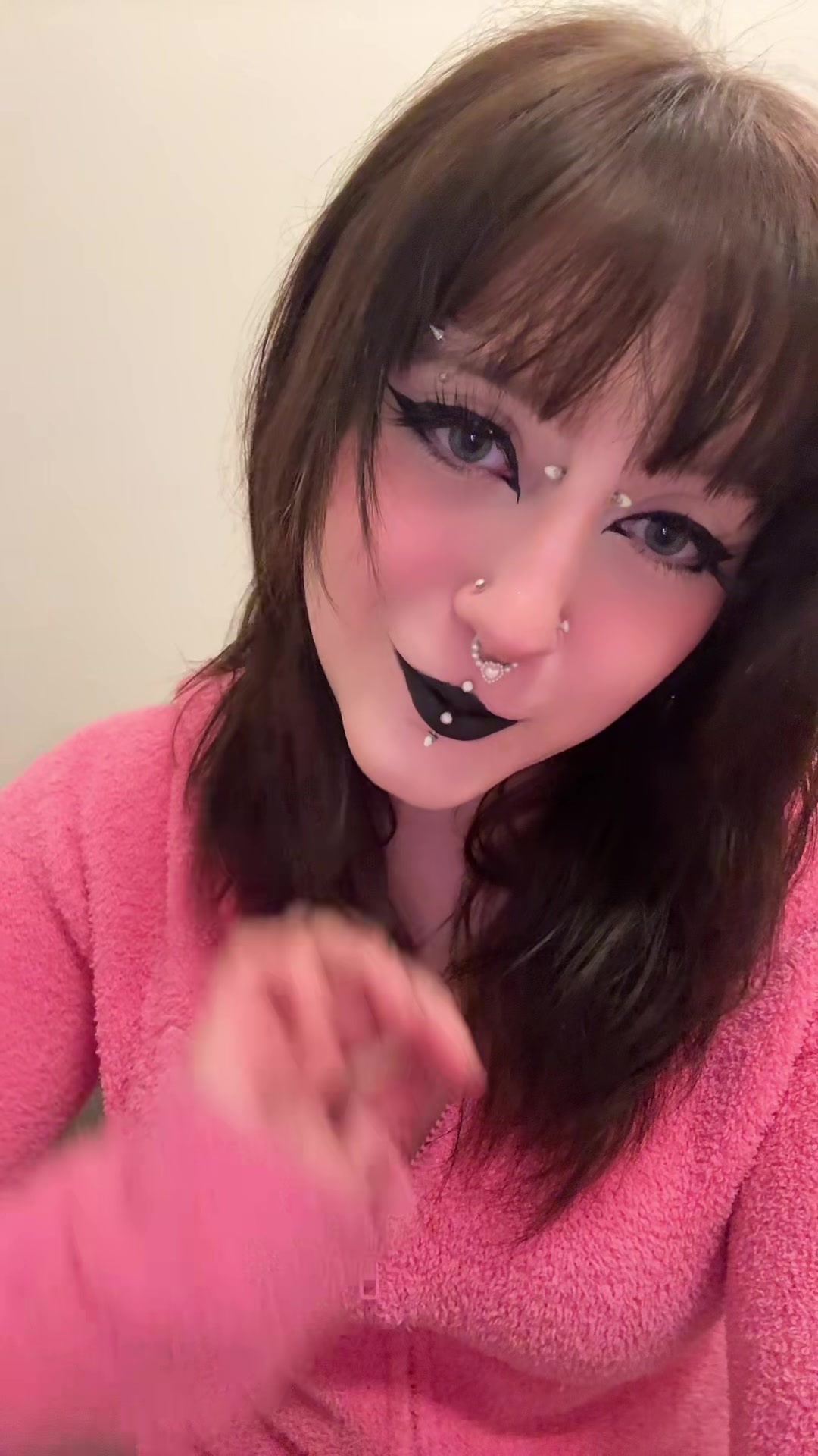 @izzy ⸜(。˃ ᵕ ˂ )⸝♡