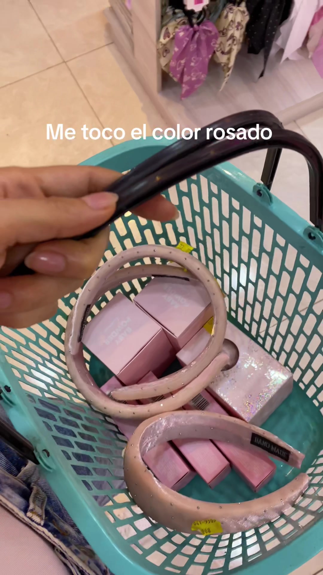 @Lau C