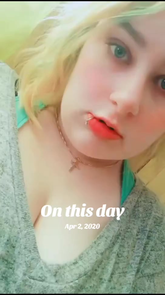 @Bri/LilStonerPrincess💜🏳️🌈