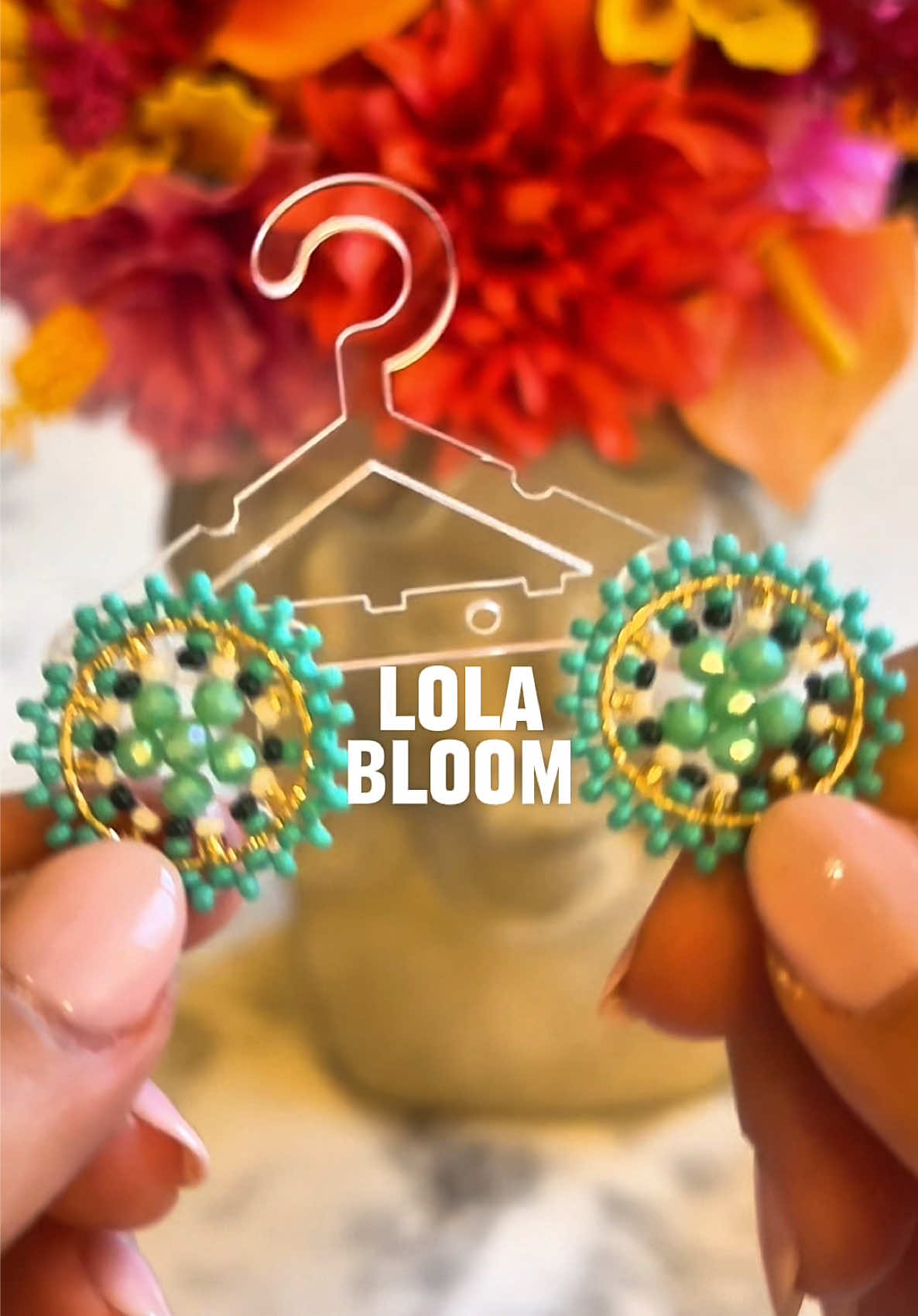 @Lola Bloom