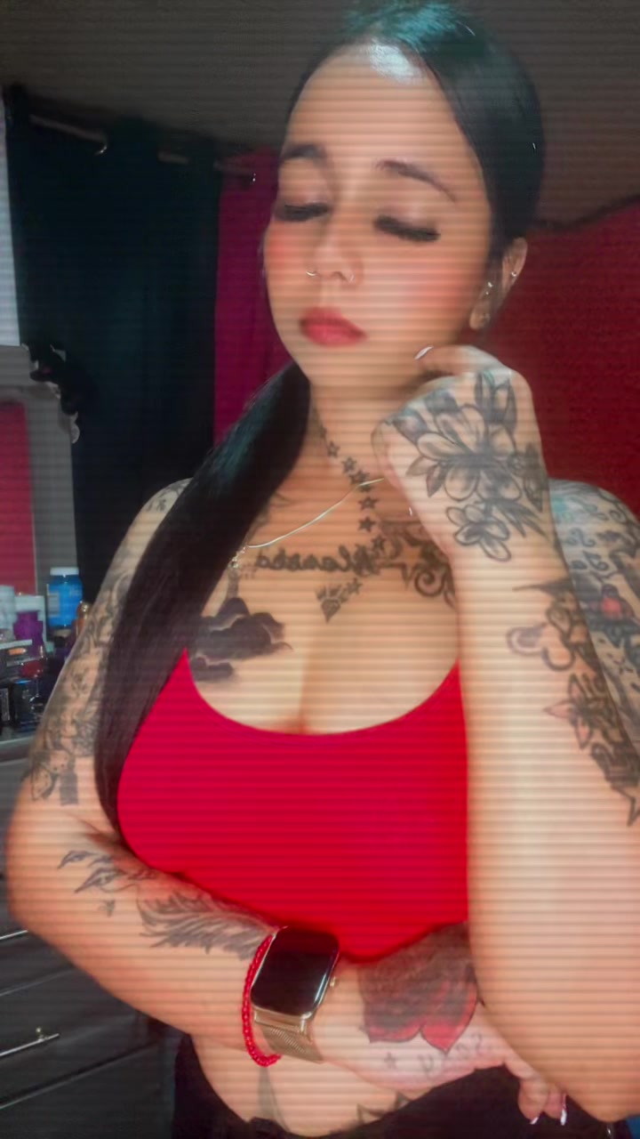 @Annabella🖤😉😈✨