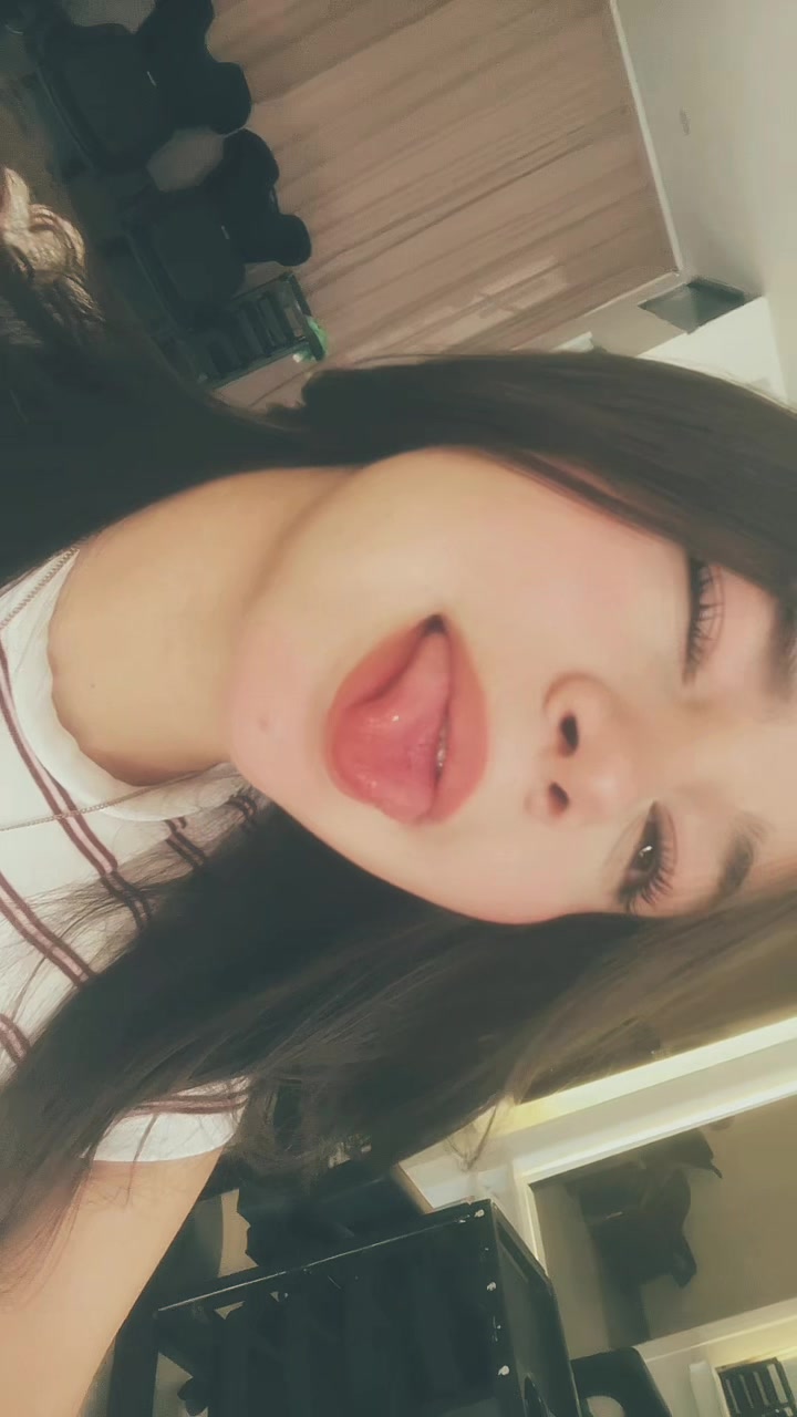@Camiii