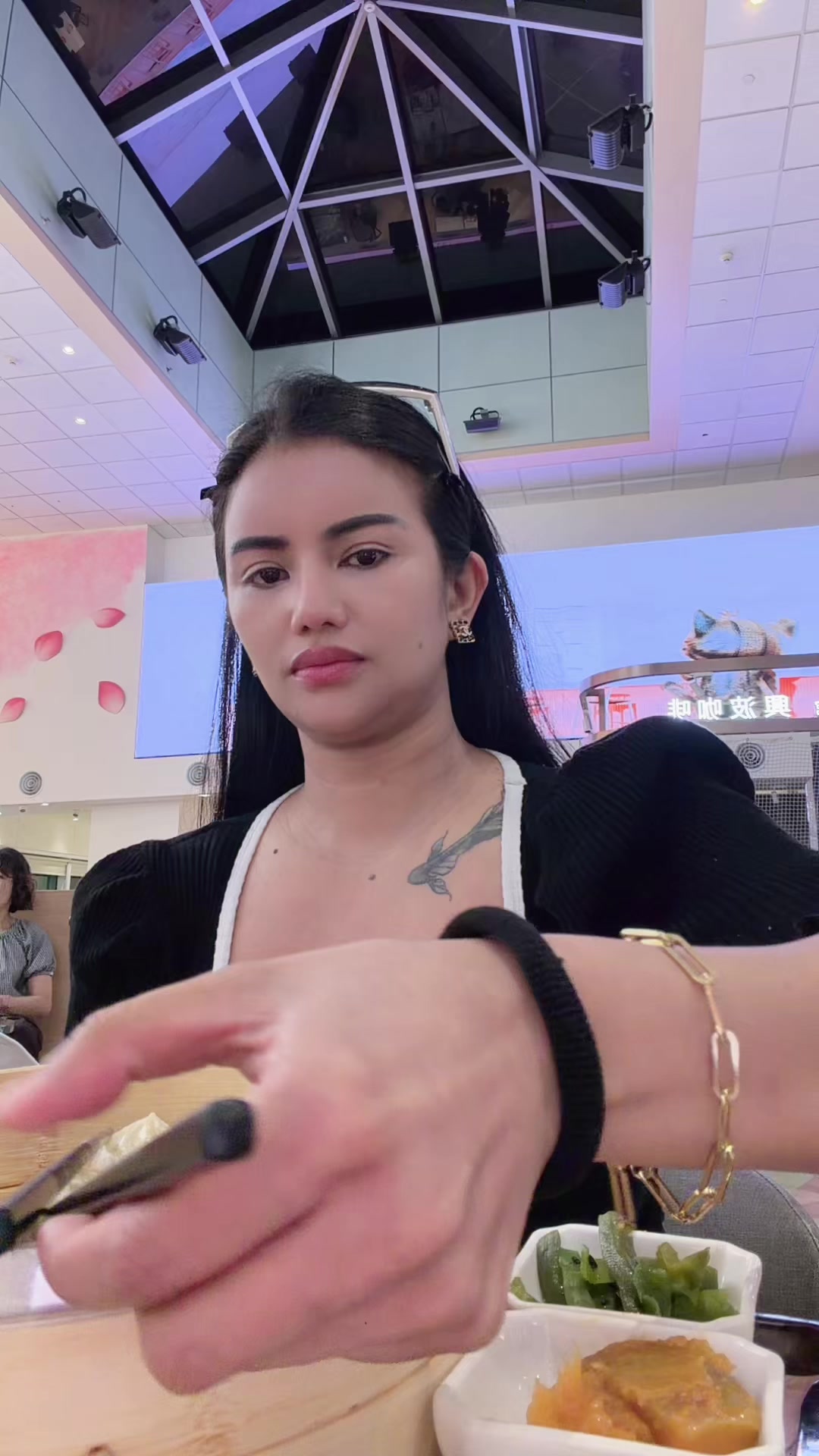 @roseytotheworld 🇵🇭