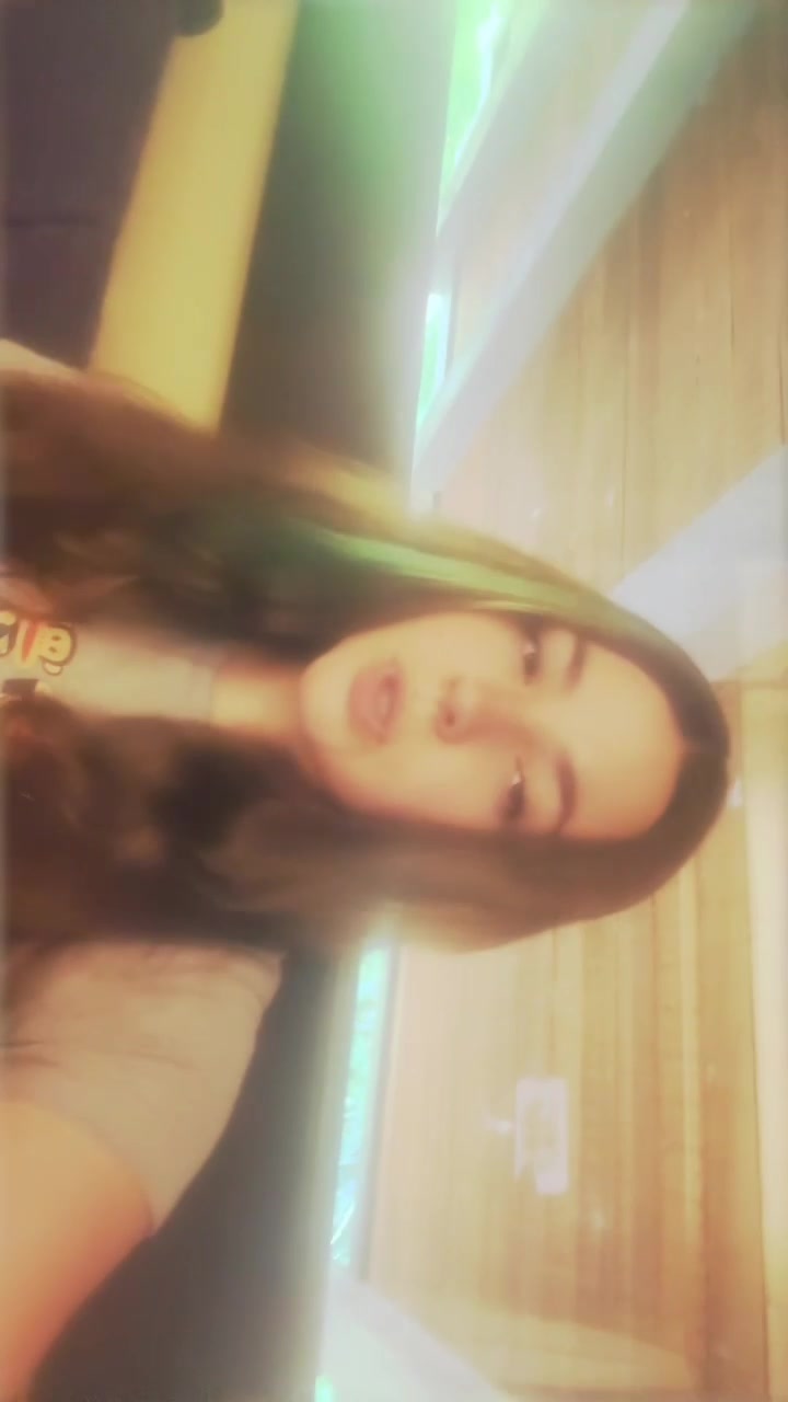@deedee