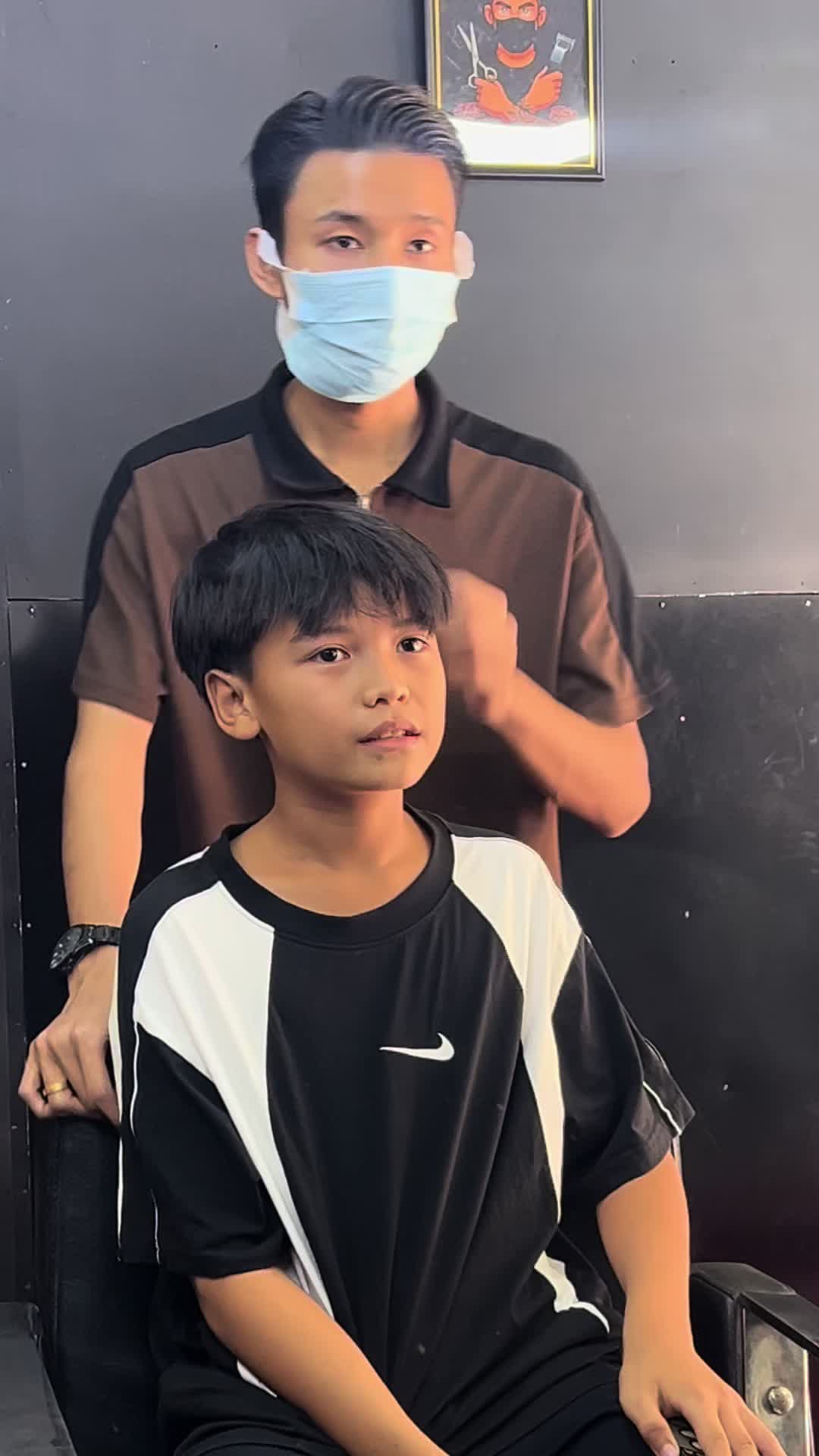 @Thar Lay (Hair stylist)