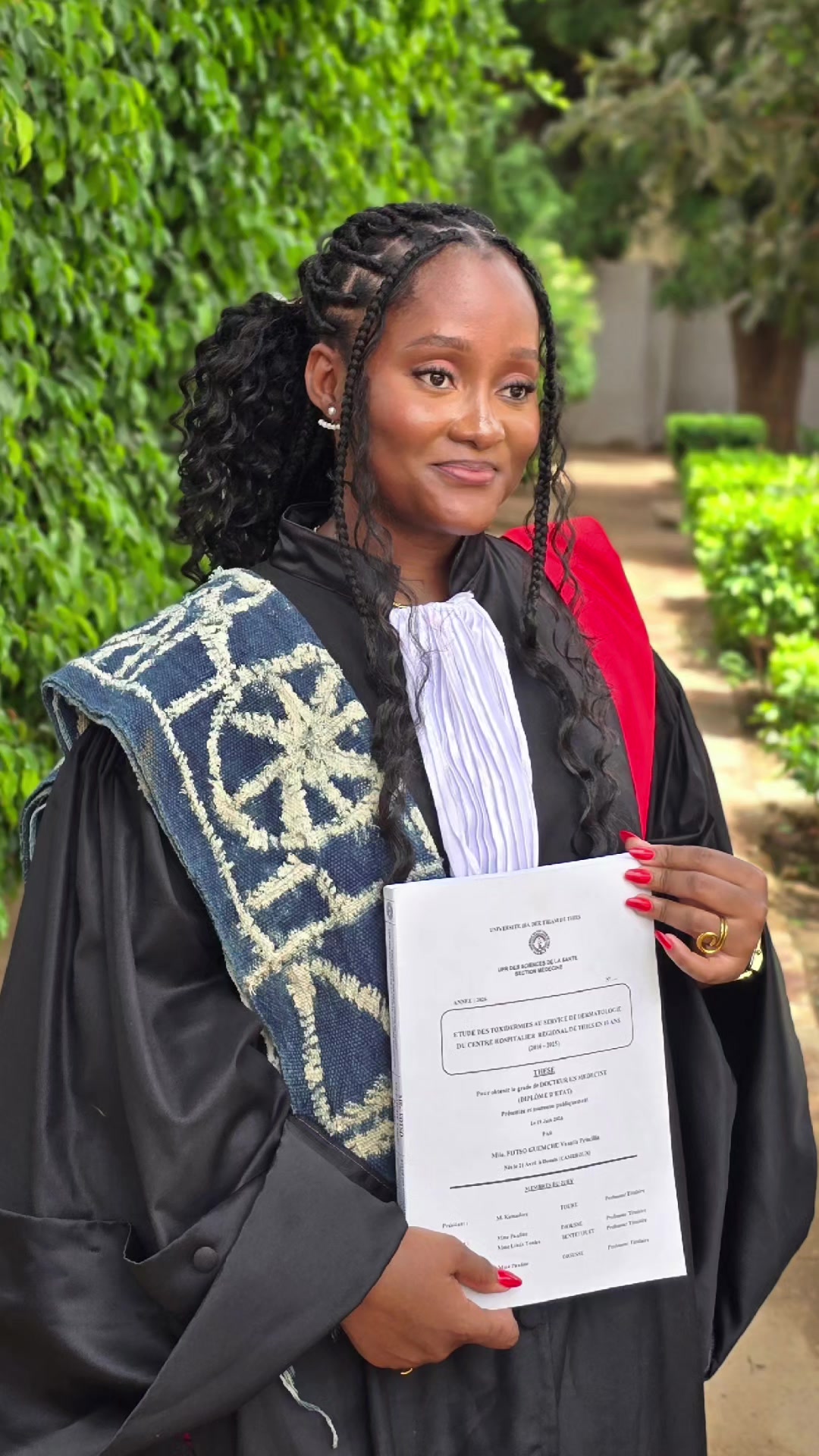 @Pauline Mbakop