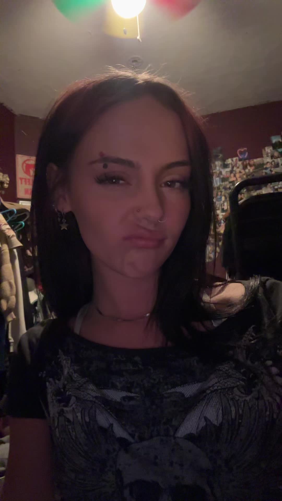@wut.you.doin.here