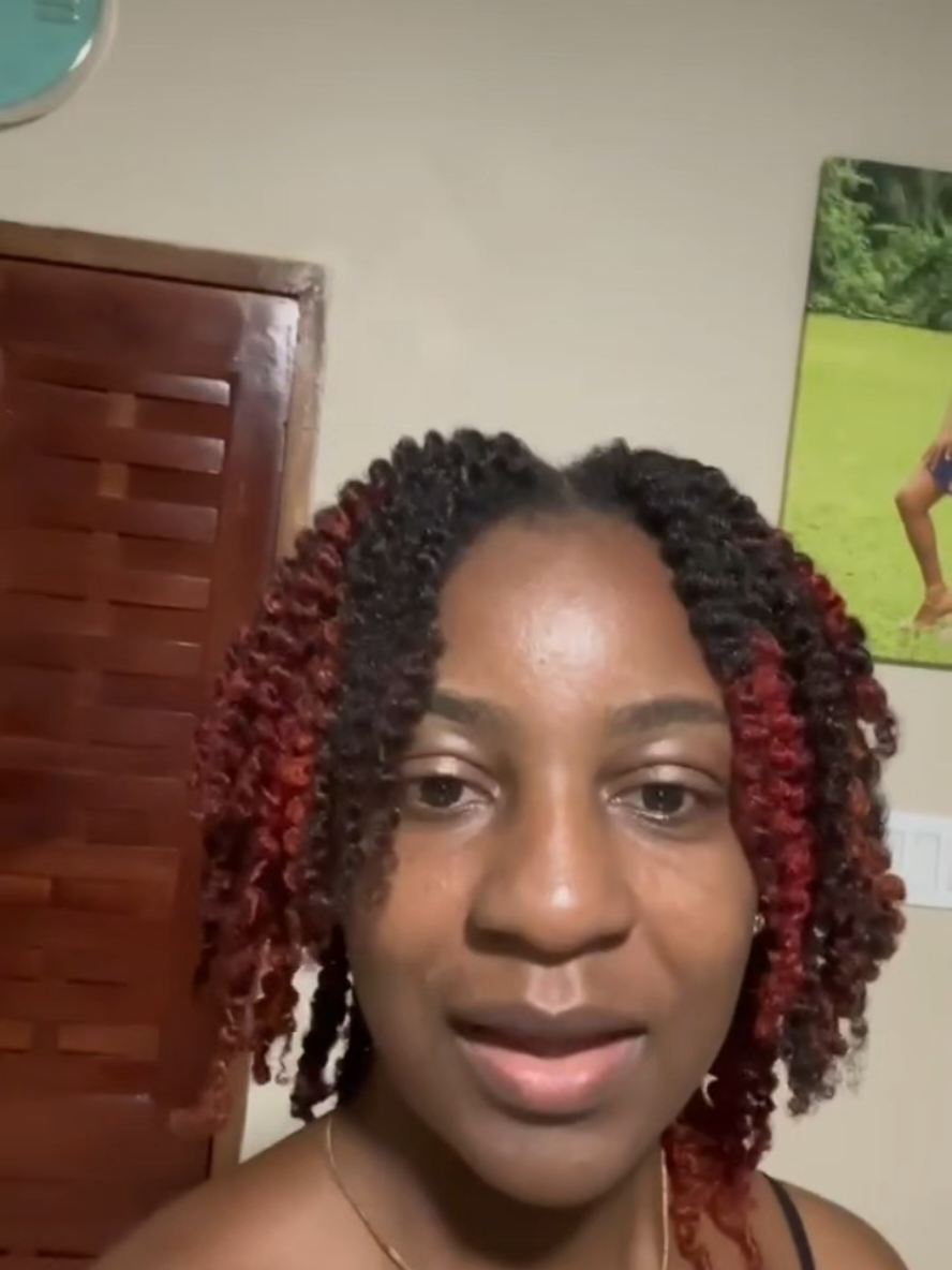 @Davia Neale Forrest | YouTuber