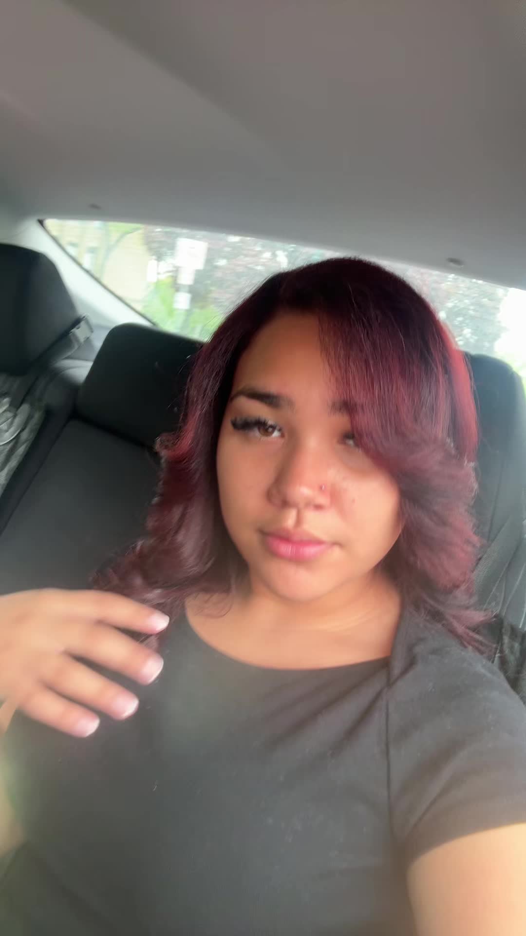 @hoyouisathot