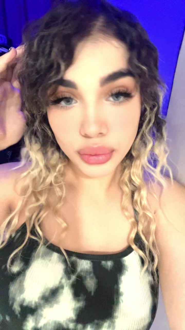 @elisa mokhtari