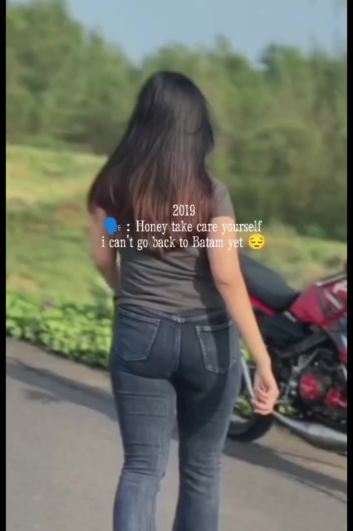 @๐๐จ๐ฆ๐ฆ๐ฒ ๐๐๐จ๐ง ๐ฅ๐ฆ