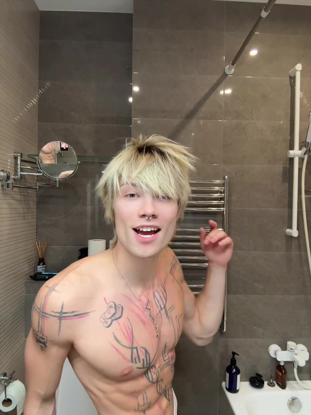 @nkeeei