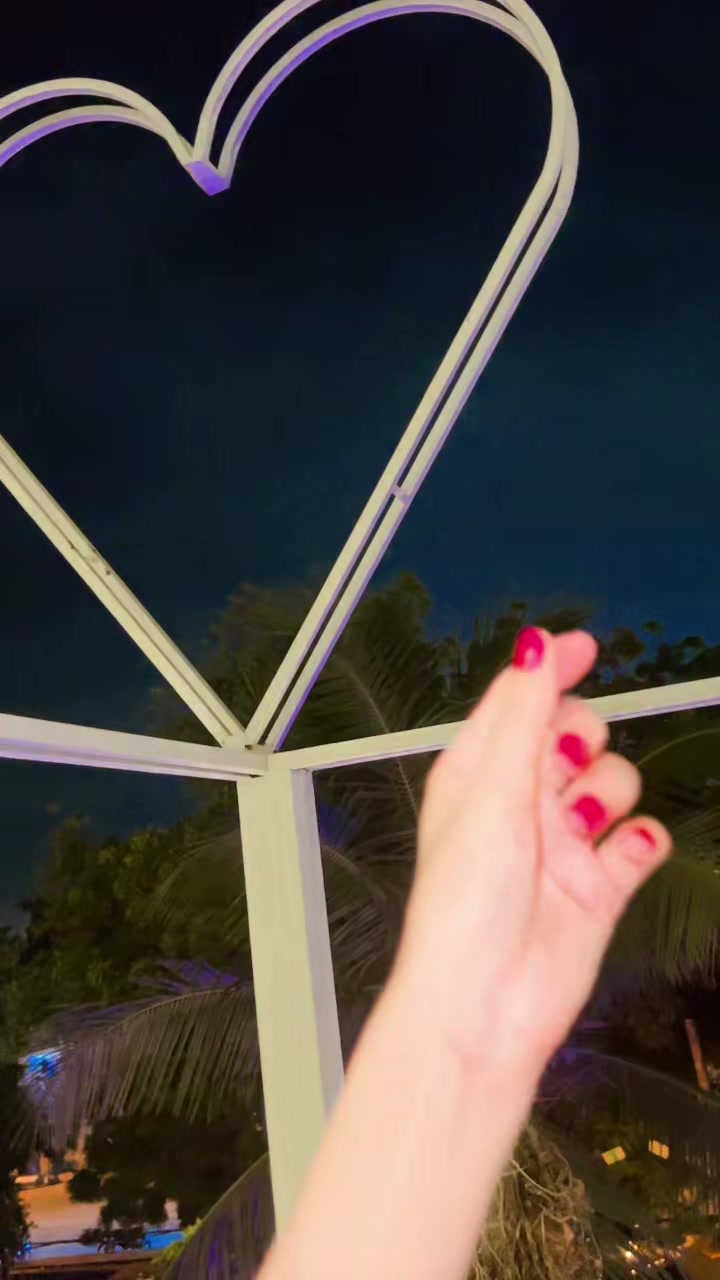 @Sara 🖤💍