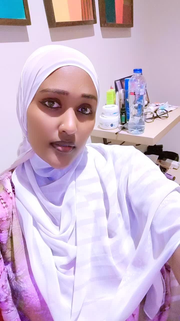 @Ashu🌳tiyya🌳(10N)🌳