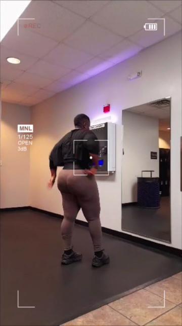 @MJ