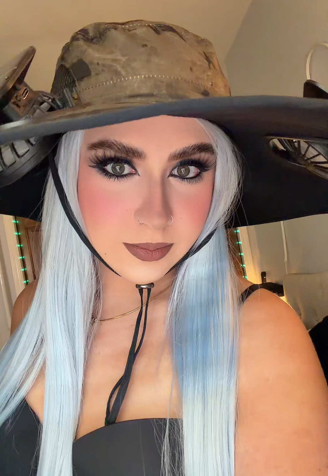 @simiviolet