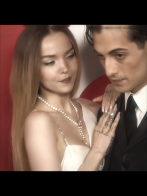 @𝓐𝓷𝓭𝔂 ✩