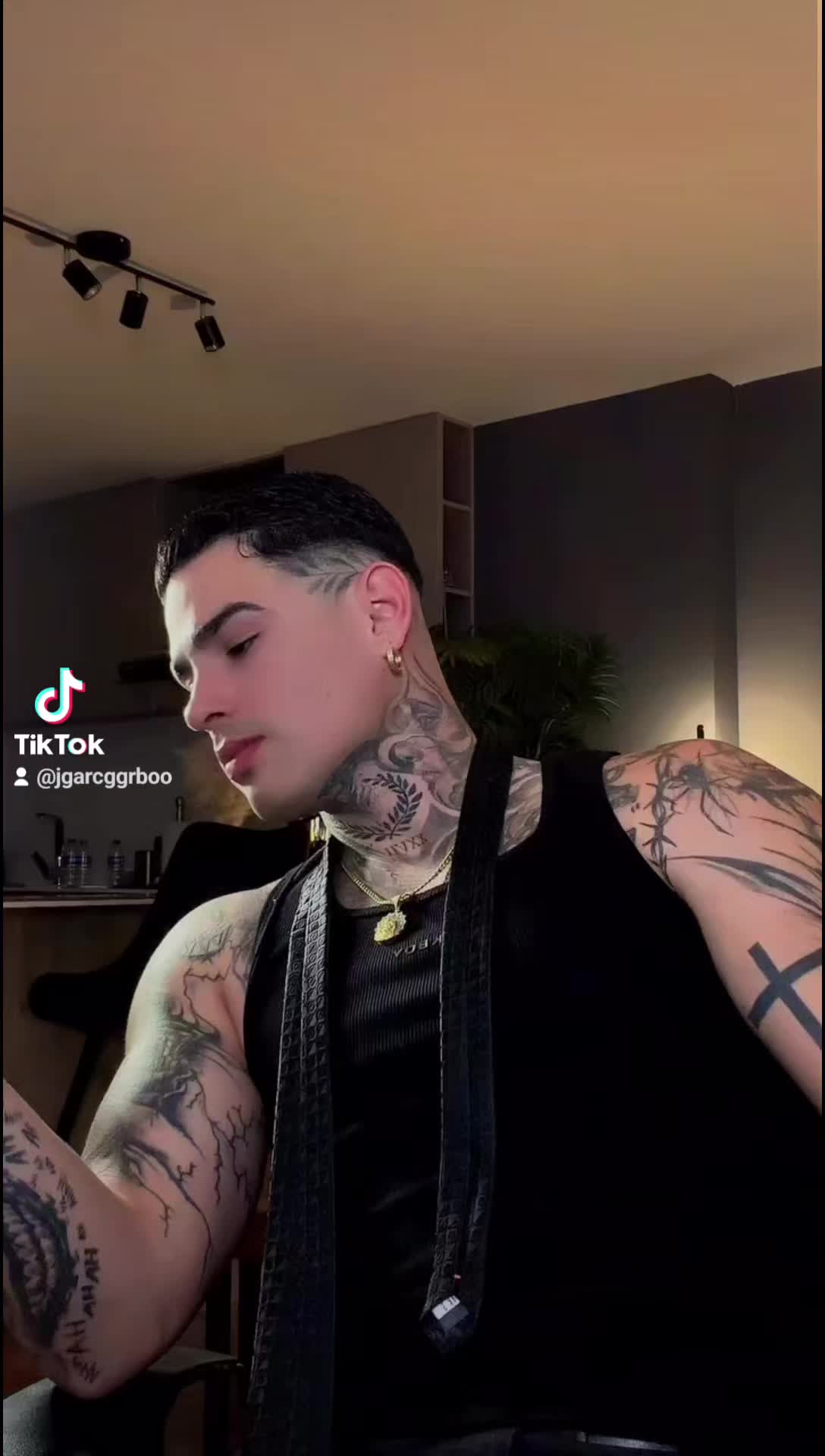 @Jezi 😈"La Diablita"😈D'Croy🖤