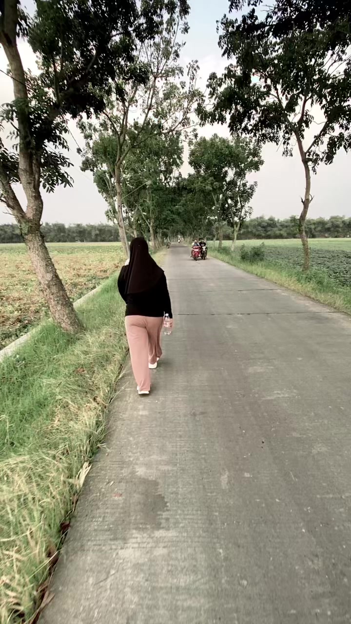@Momski