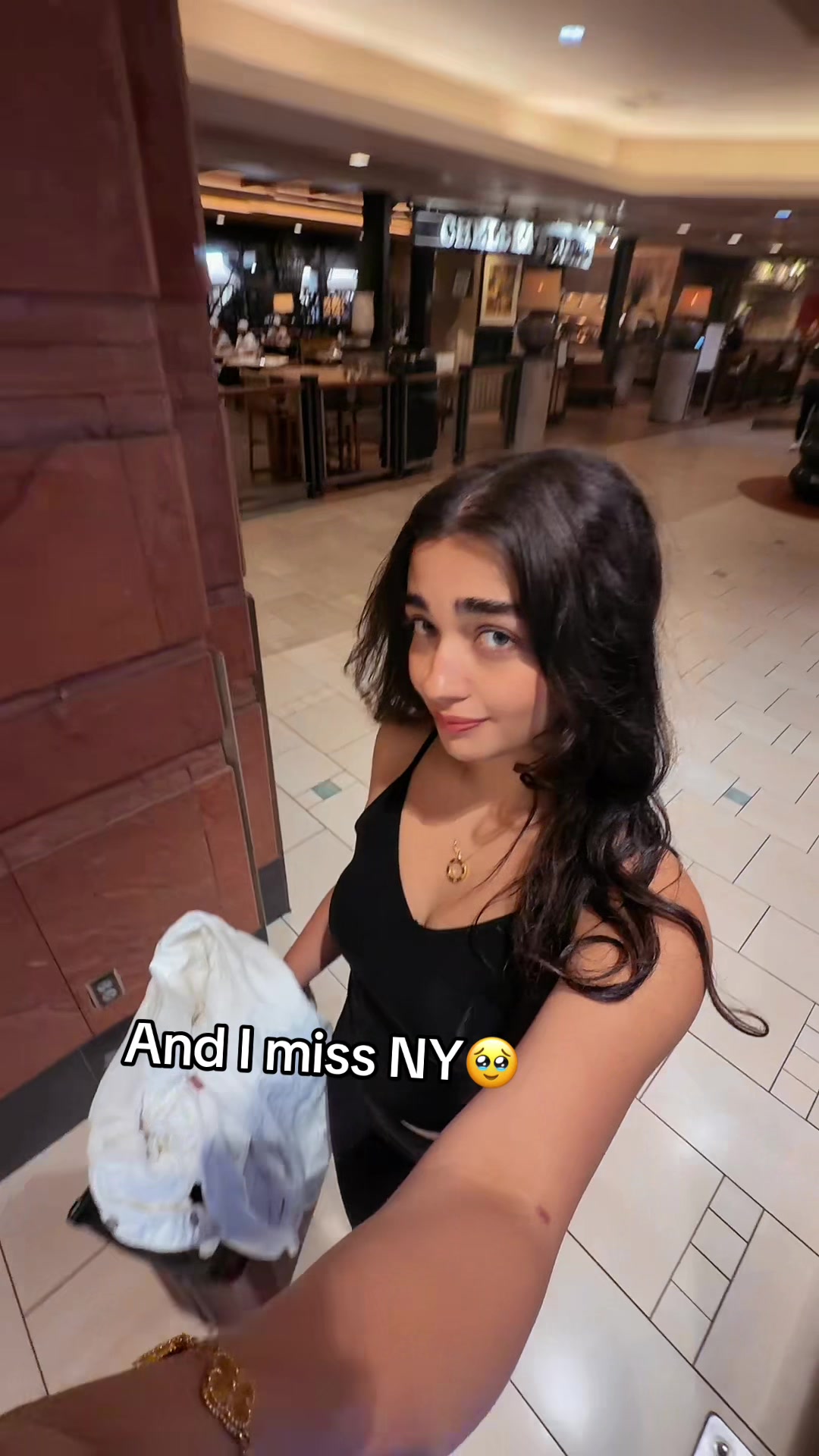 @Lala