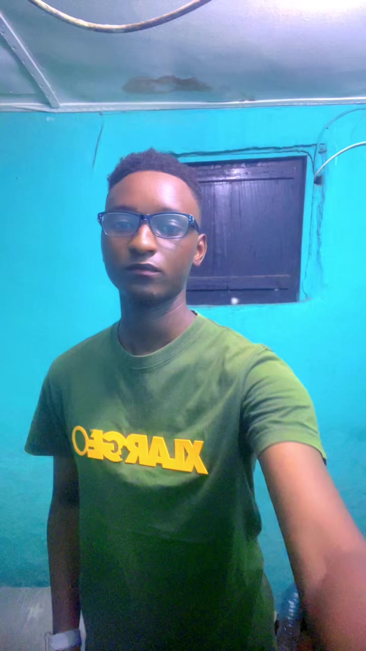 @Wizi Wôdô