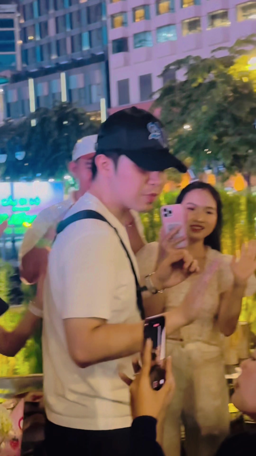 @N&acirc;n2601