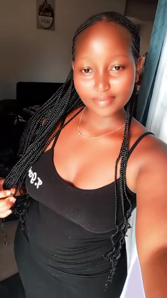 @iss 🦋mwende❣️📍🍫